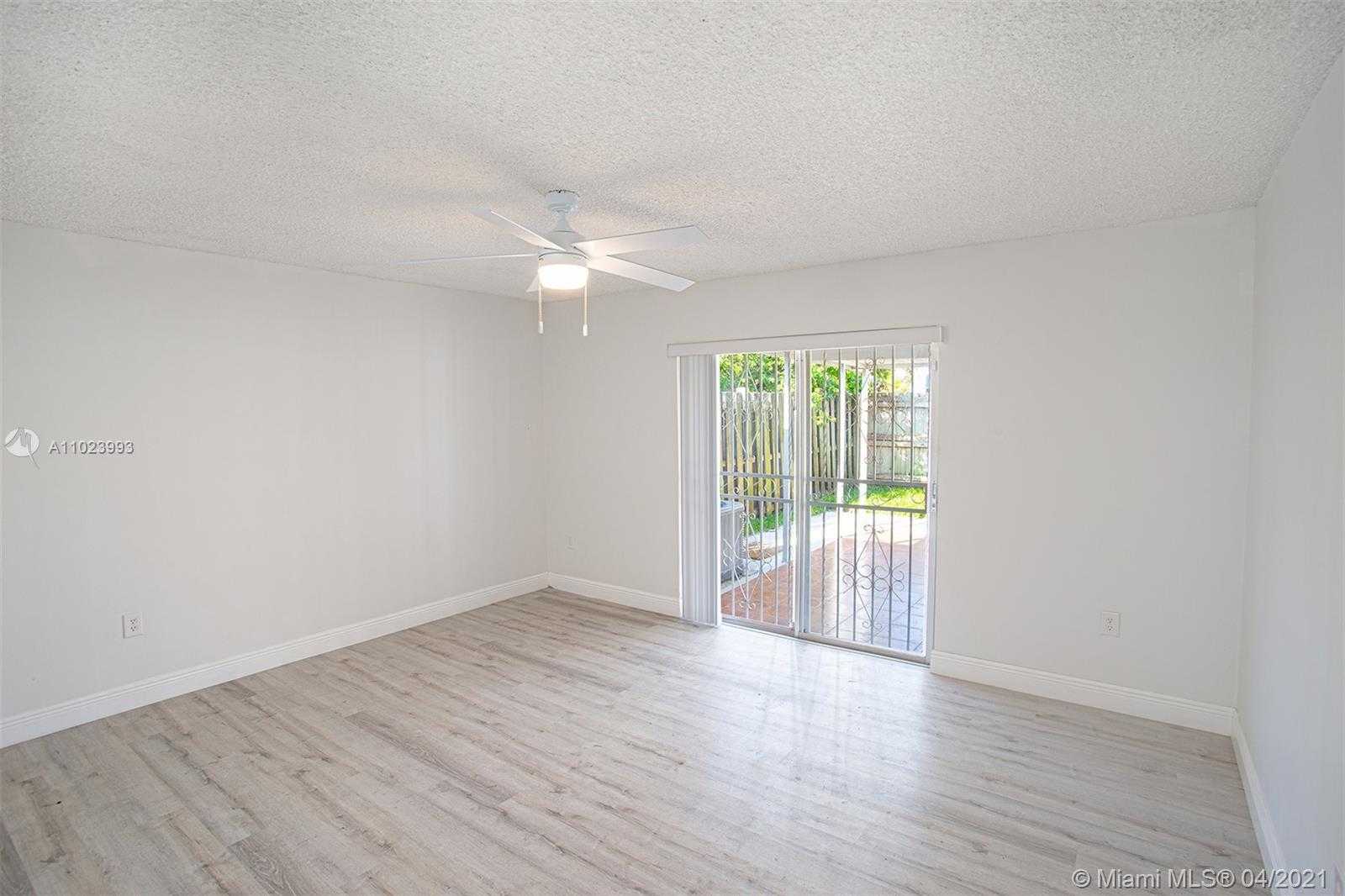 Small Image of 4310 WEST 10TH CT, Hialeah Number 21