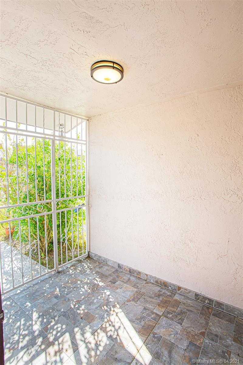 Small Image of 4310 WEST 10TH CT, Hialeah Number 33