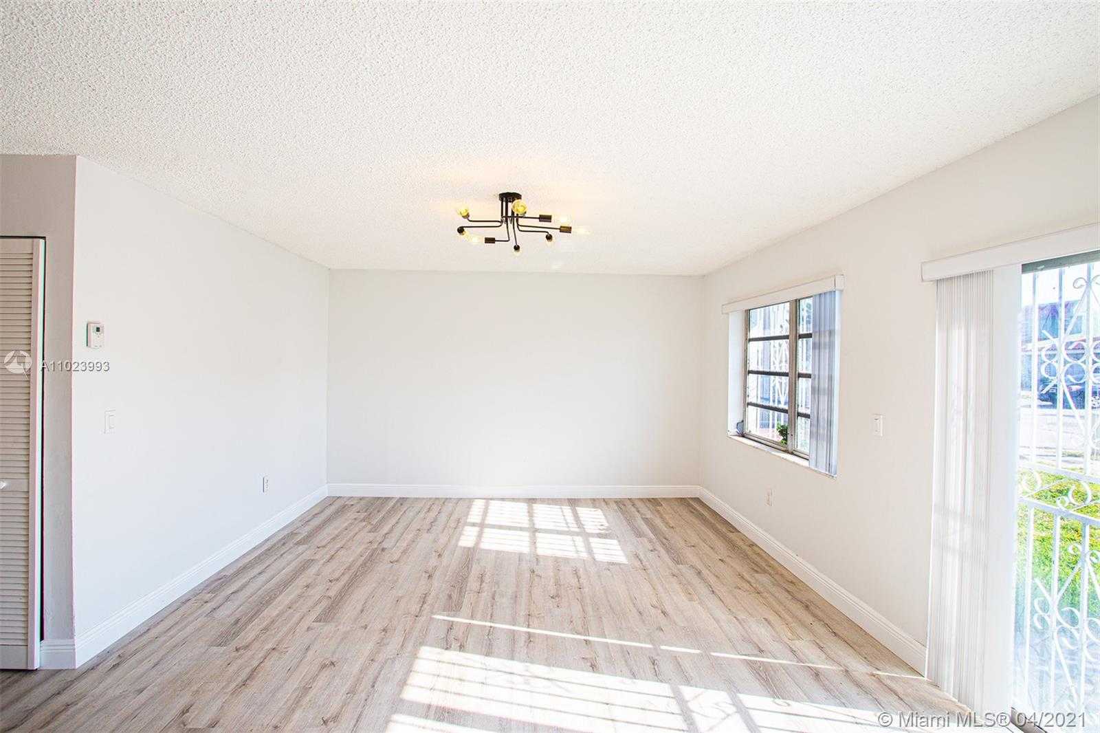 Small Image of 4310 WEST 10TH CT, Hialeah Number 5