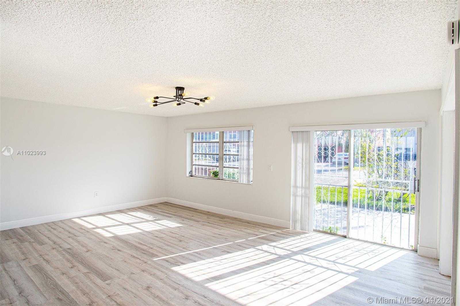 Small Image of 4310 WEST 10TH CT, Hialeah Number 6
