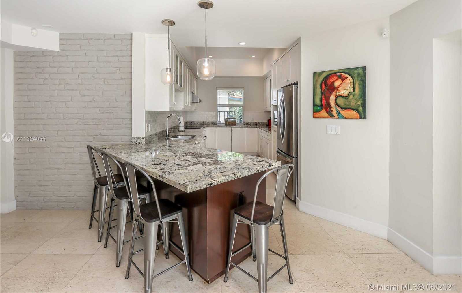 Small Image of 5701 MICHELANGELO ST, Coral Gables Number 14