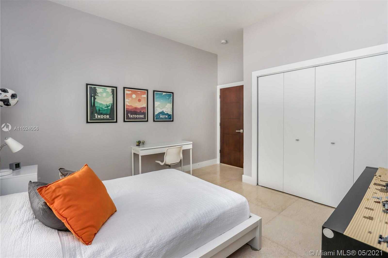 Small Image of 5701 MICHELANGELO ST, Coral Gables Number 18