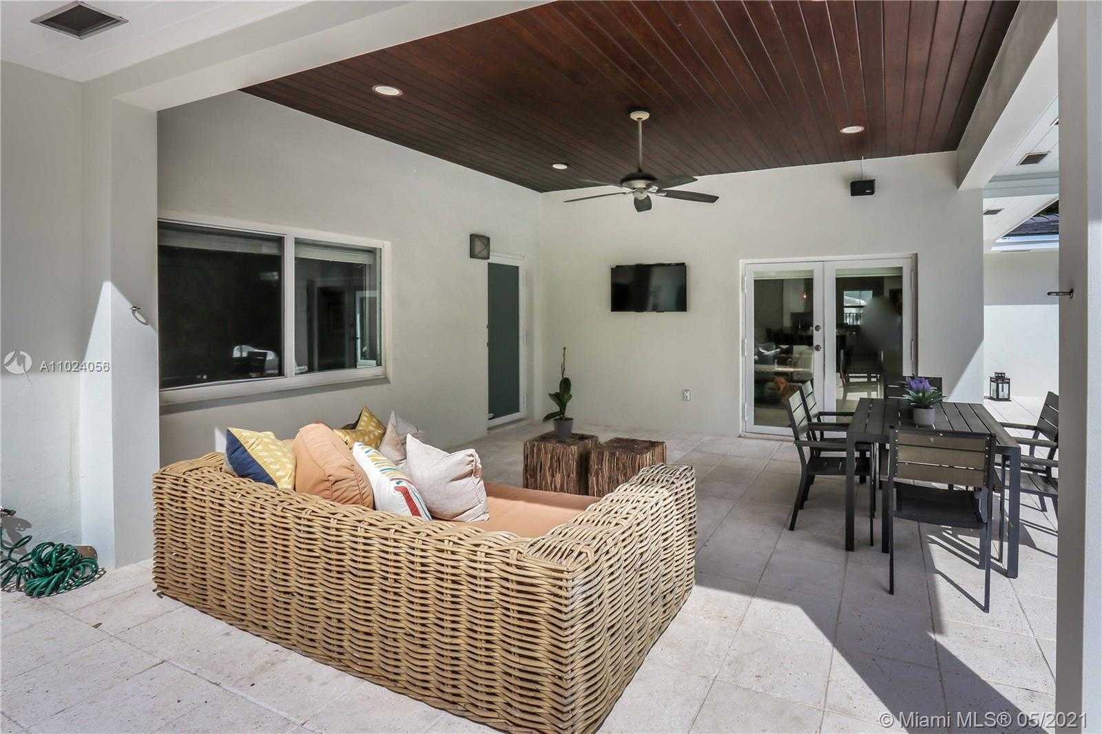 Small Image of 5701 MICHELANGELO ST, Coral Gables Number 26