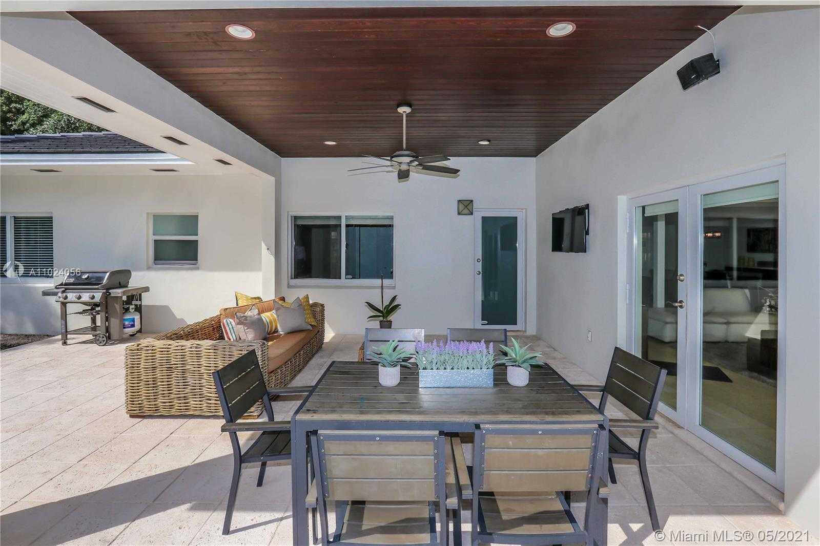 Small Image of 5701 MICHELANGELO ST, Coral Gables Number 27