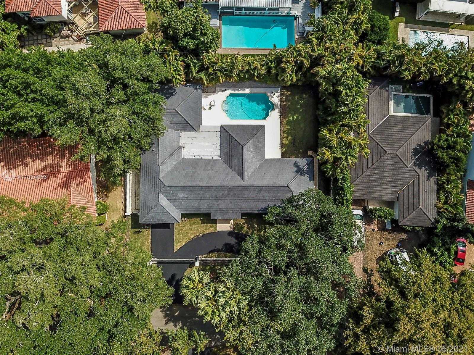 Small Image of 5701 MICHELANGELO ST, Coral Gables Number 4