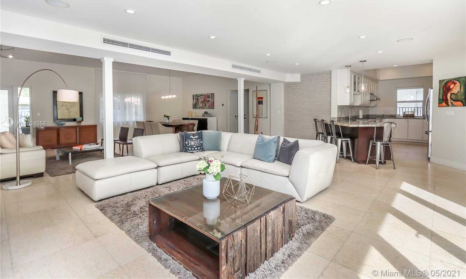 Small Image of 5701 MICHELANGELO ST, Coral Gables Number 7