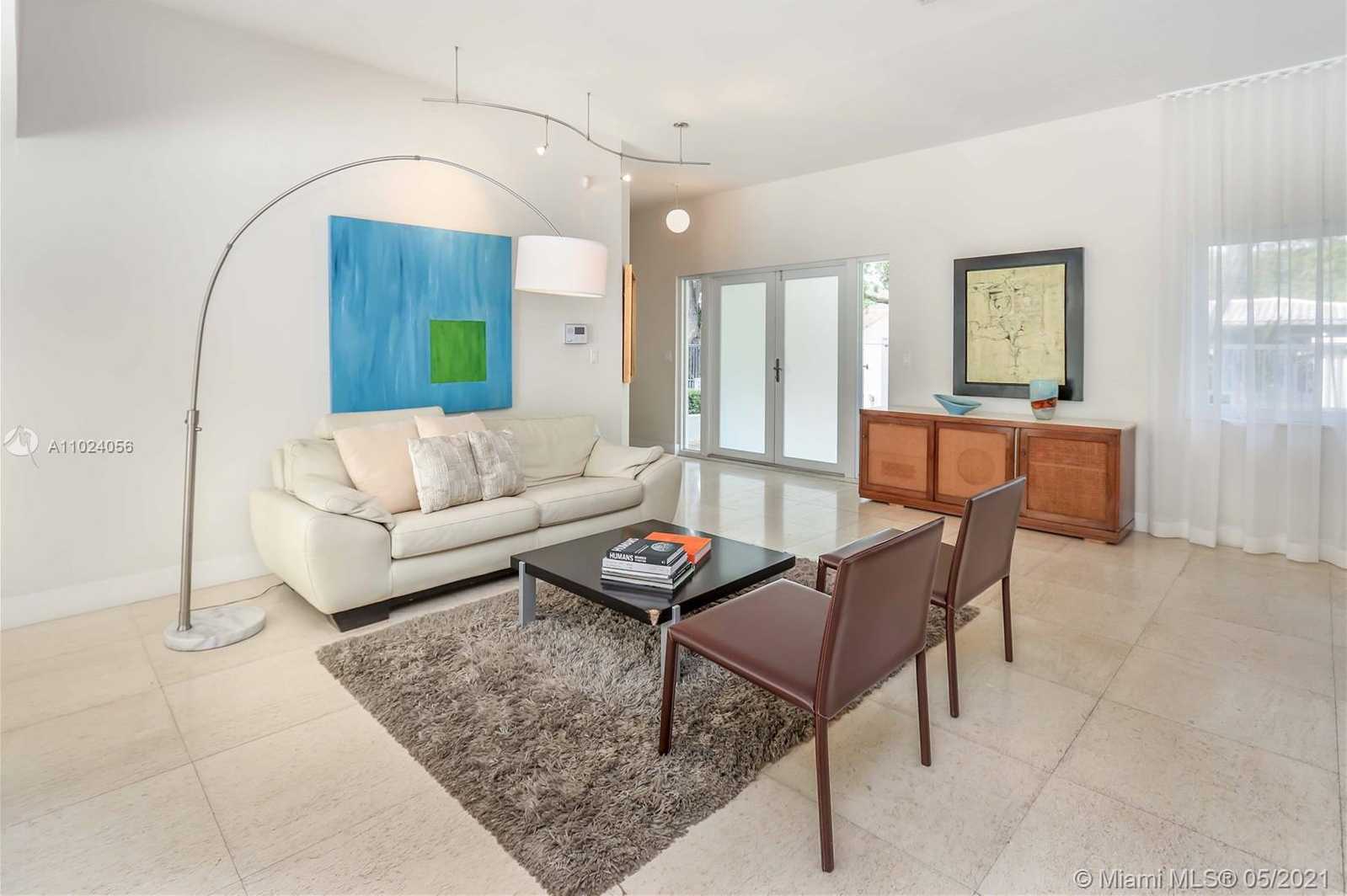 Small Image of 5701 MICHELANGELO ST, Coral Gables Number 8