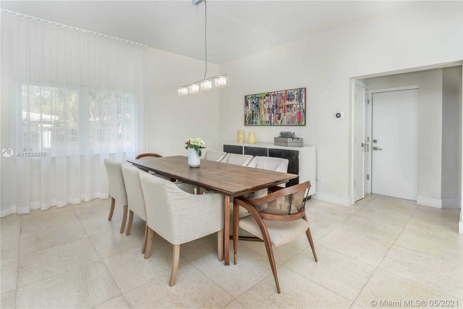 Small Image of 5701 MICHELANGELO ST, Coral Gables Number 9