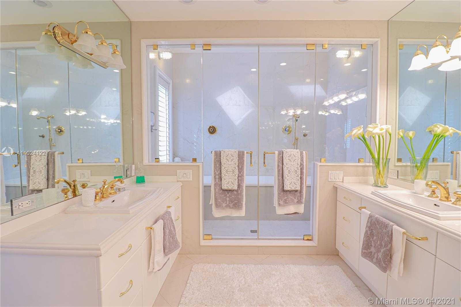 Small Image of 9780 WEST SUBURBAN DR, Pinecrest Number 37