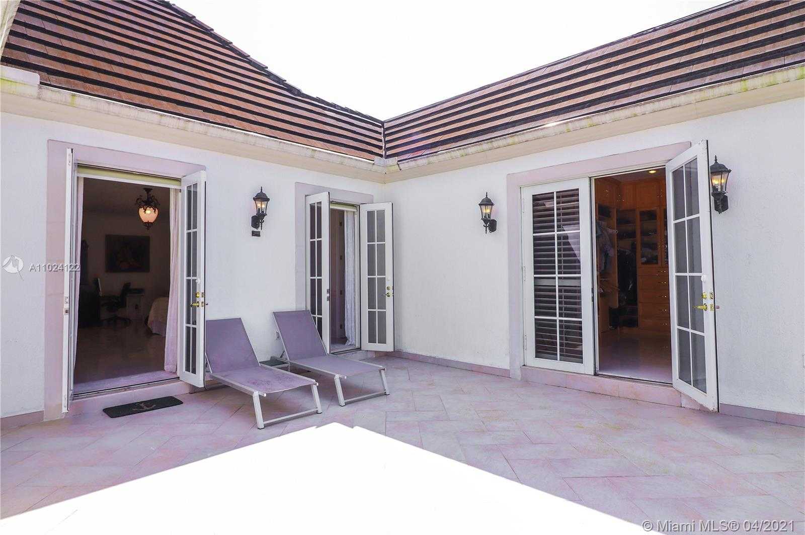 Small Image of 9780 WEST SUBURBAN DR, Pinecrest Number 43