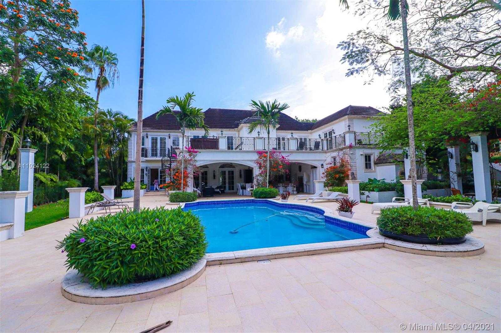 Small Image of 9780 WEST SUBURBAN DR, Pinecrest Number 5