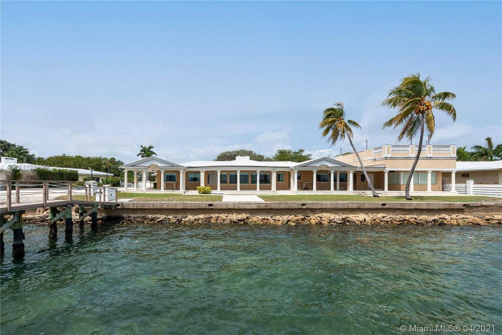 Small Image of 9767 NORTH EAST 13TH AVE, Miami Shores Number 11