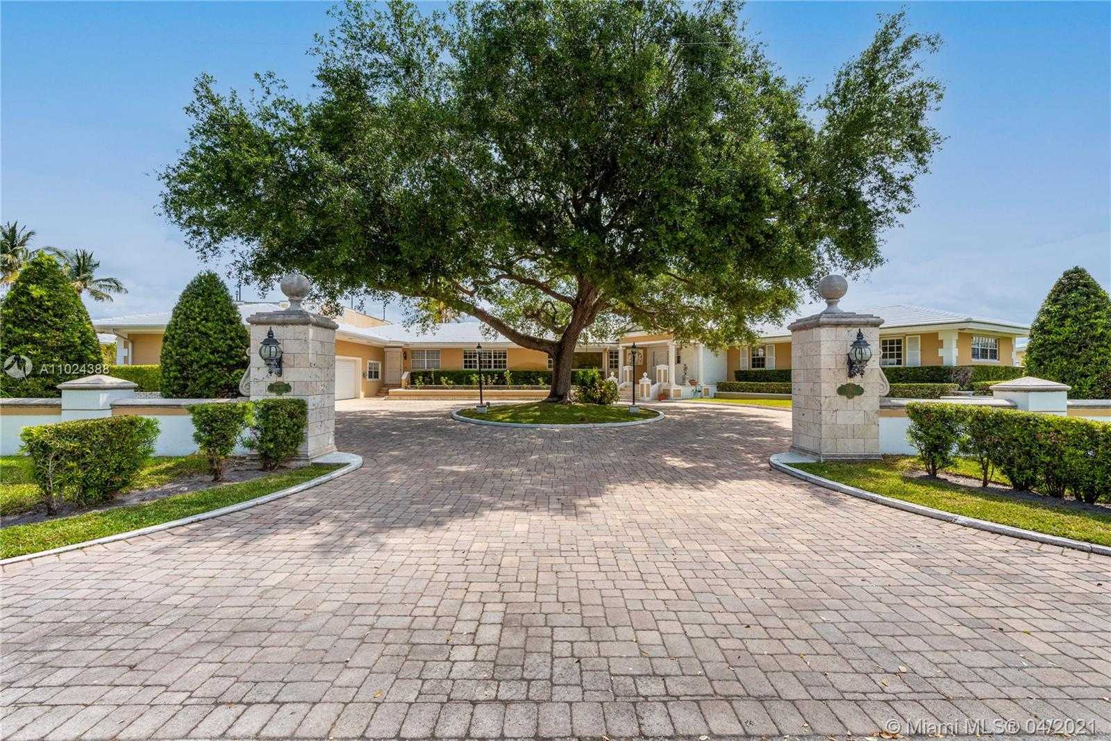 Small Image of 9767 NORTH EAST 13TH AVE, Miami Shores Number 12