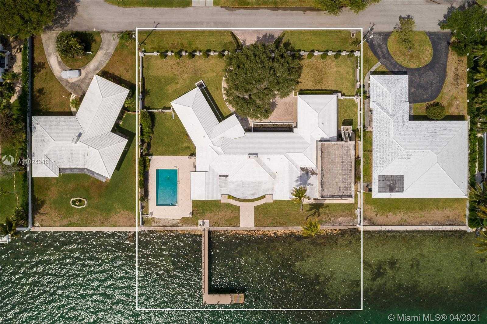 Small Image of 9767 NORTH EAST 13TH AVE, Miami Shores Number 4