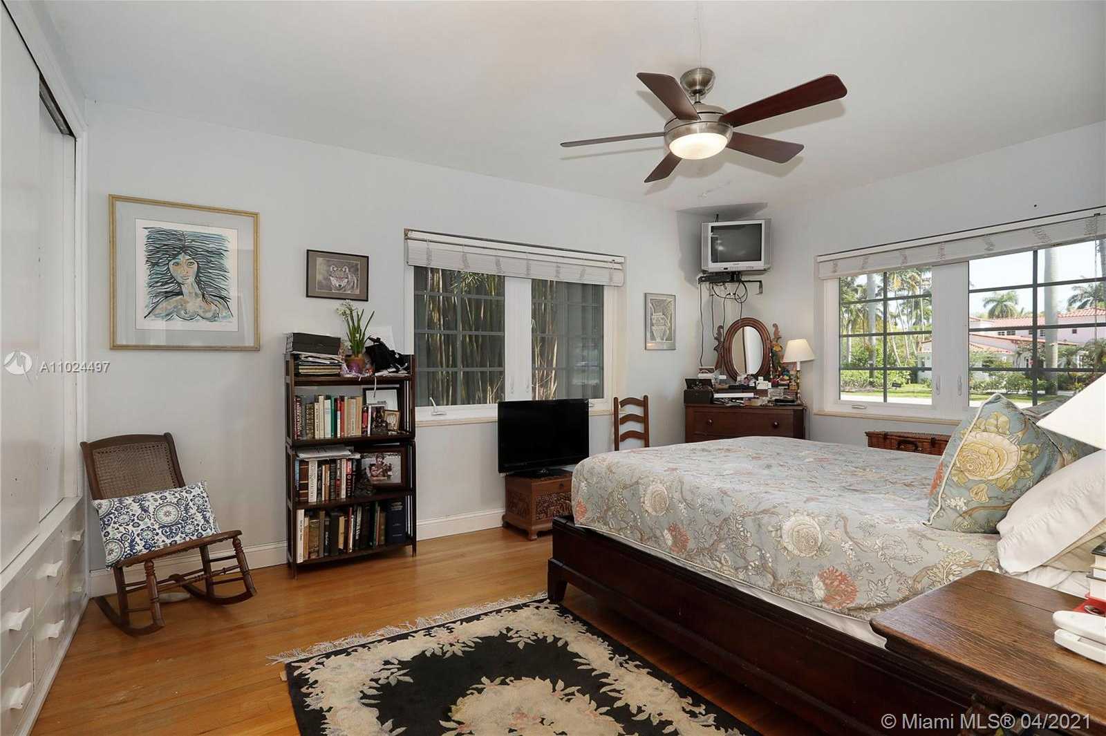 Small Image of 615 NORTH EAST 55TH TER, Miami Number 11