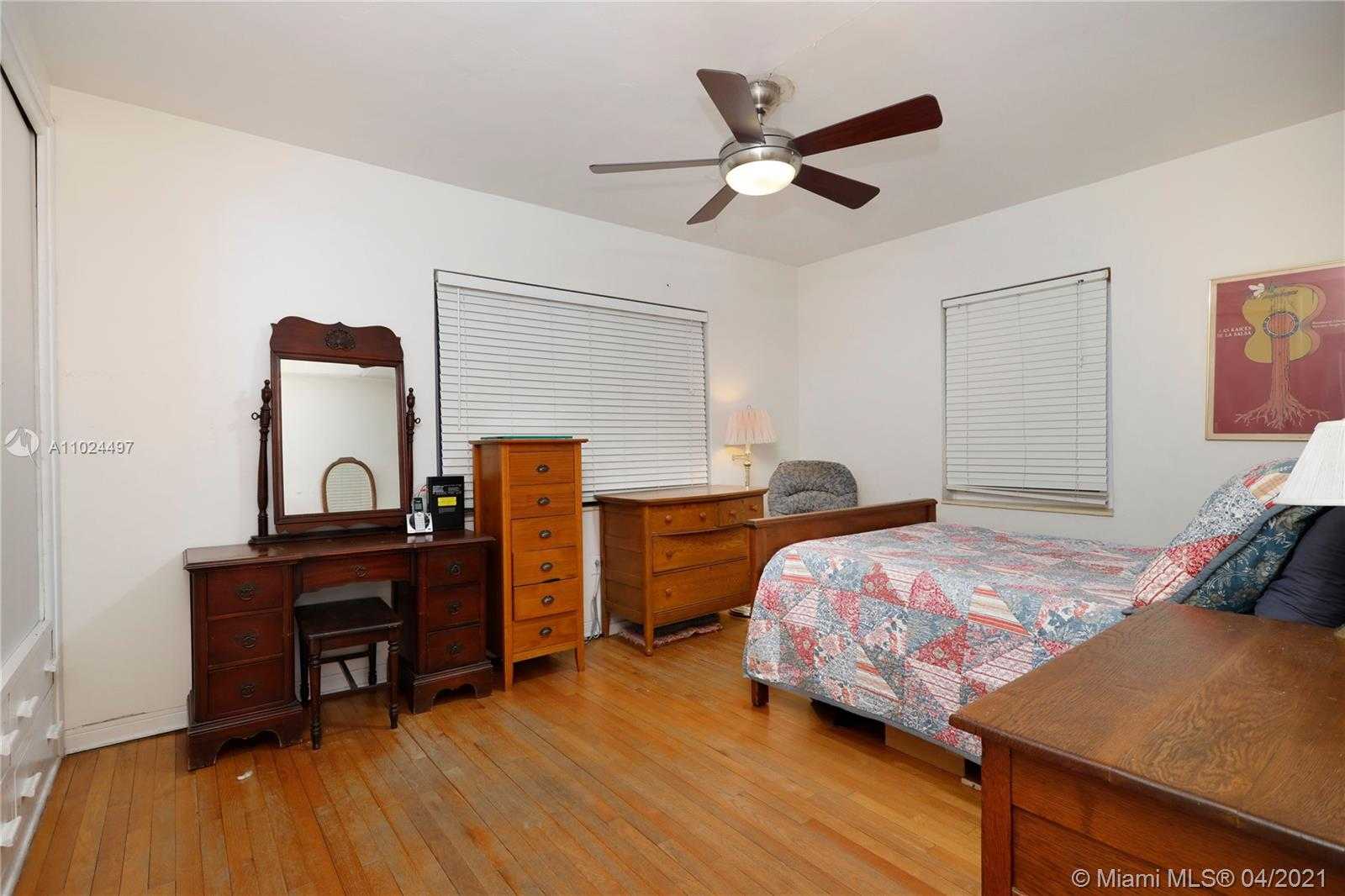 Small Image of 615 NORTH EAST 55TH TER, Miami Number 15