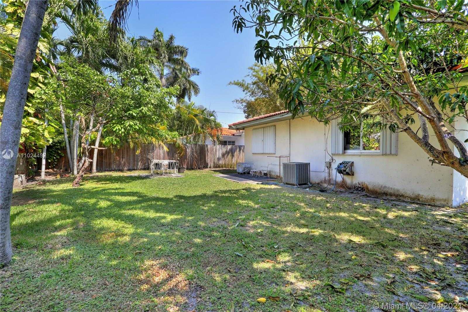 Small Image of 615 NORTH EAST 55TH TER, Miami Number 17
