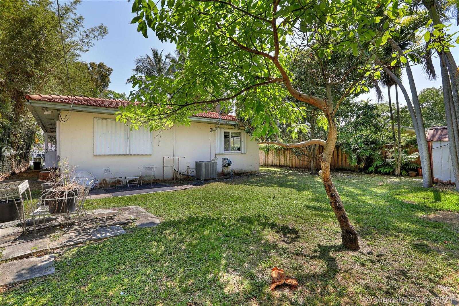 Small Image of 615 NORTH EAST 55TH TER, Miami Number 18