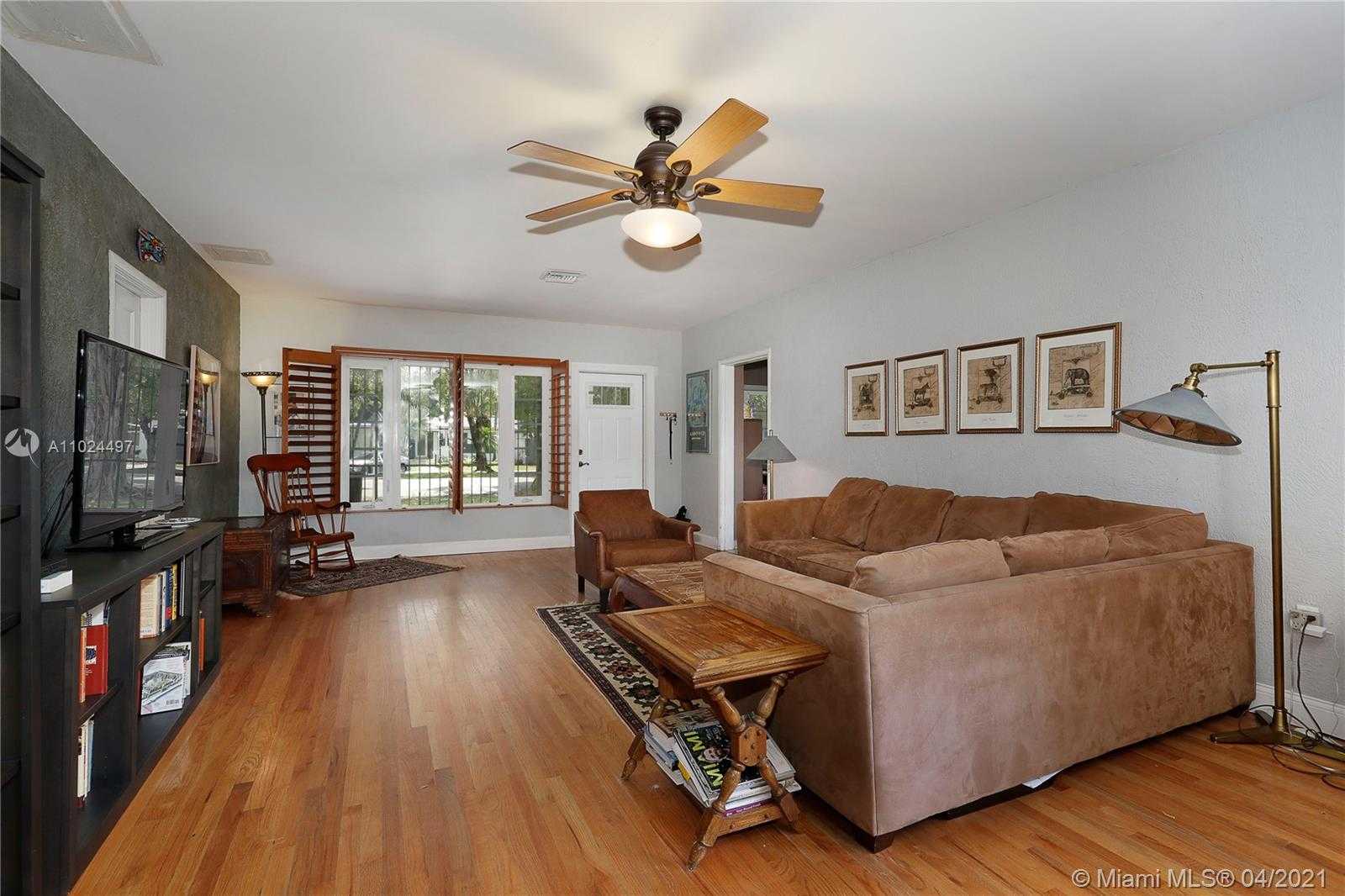Small Image of 615 NORTH EAST 55TH TER, Miami Number 4
