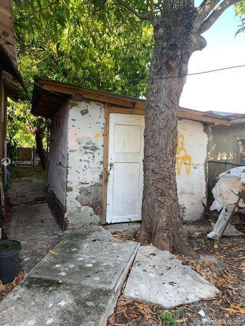 Small Image of 64 NORTH WEST 32ND ST, Miami Number 4