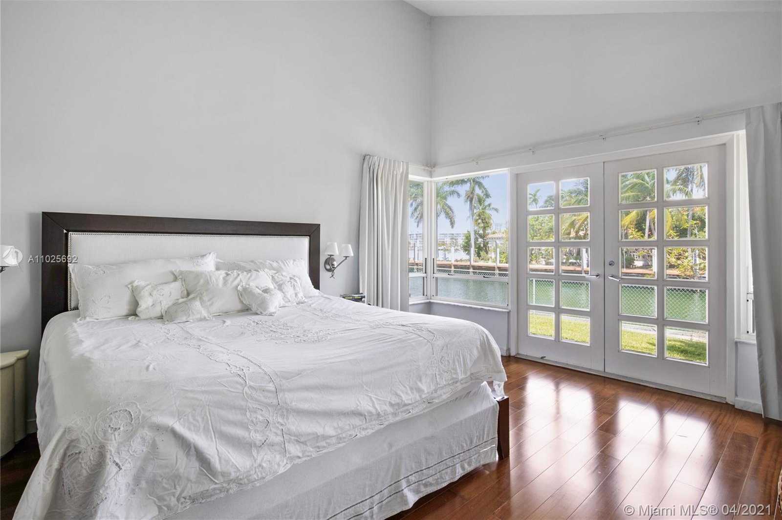 Small Image of 3229 NORTH EAST 169TH ST, North Miami Beach Number 20