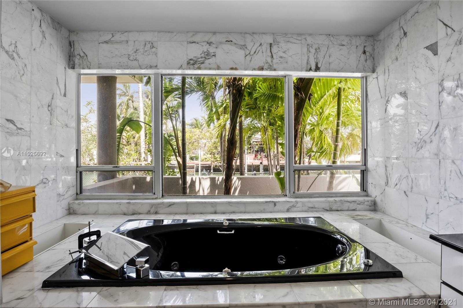 Small Image of 3229 NORTH EAST 169TH ST, North Miami Beach Number 23