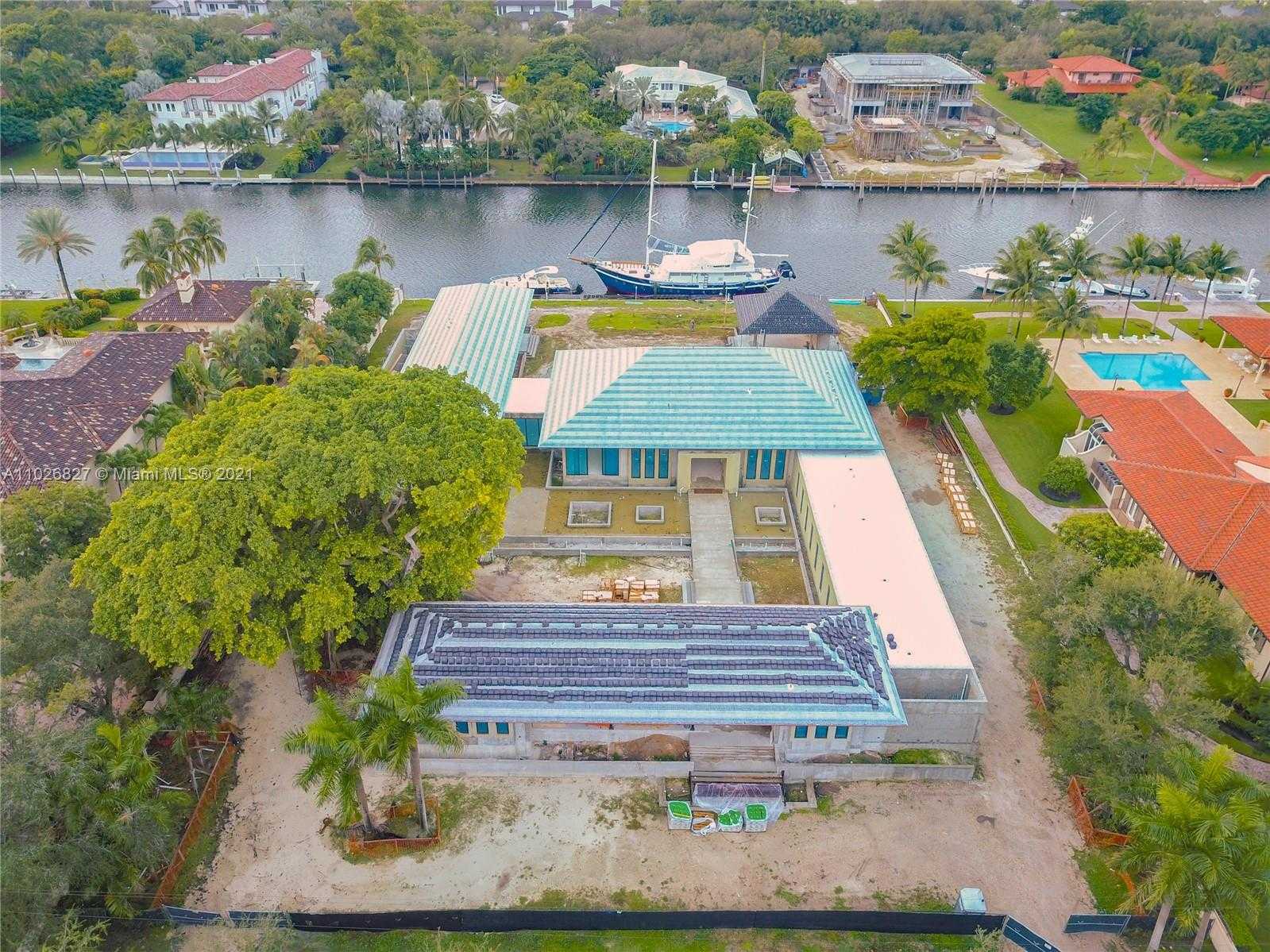 Small Image of 390 CASUARINA CONCOURSE, Coral Gables Number 11