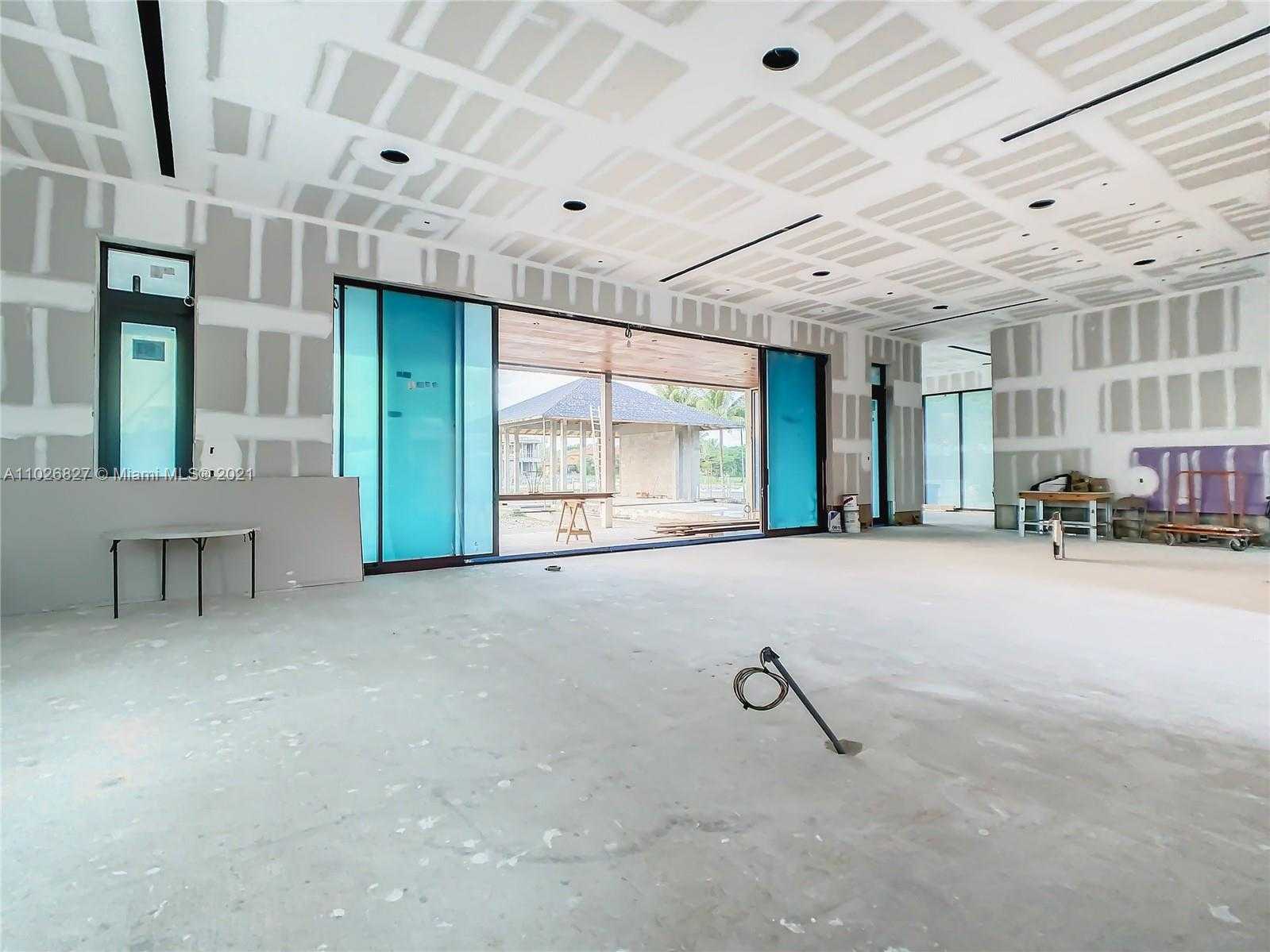 Small Image of 390 CASUARINA CONCOURSE, Coral Gables Number 15
