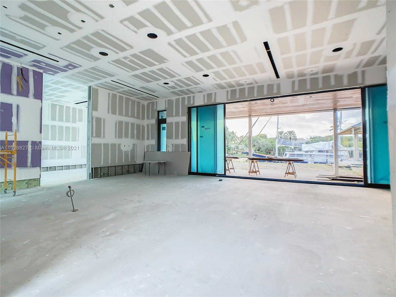Small Image of 390 CASUARINA CONCOURSE, Coral Gables Number 16