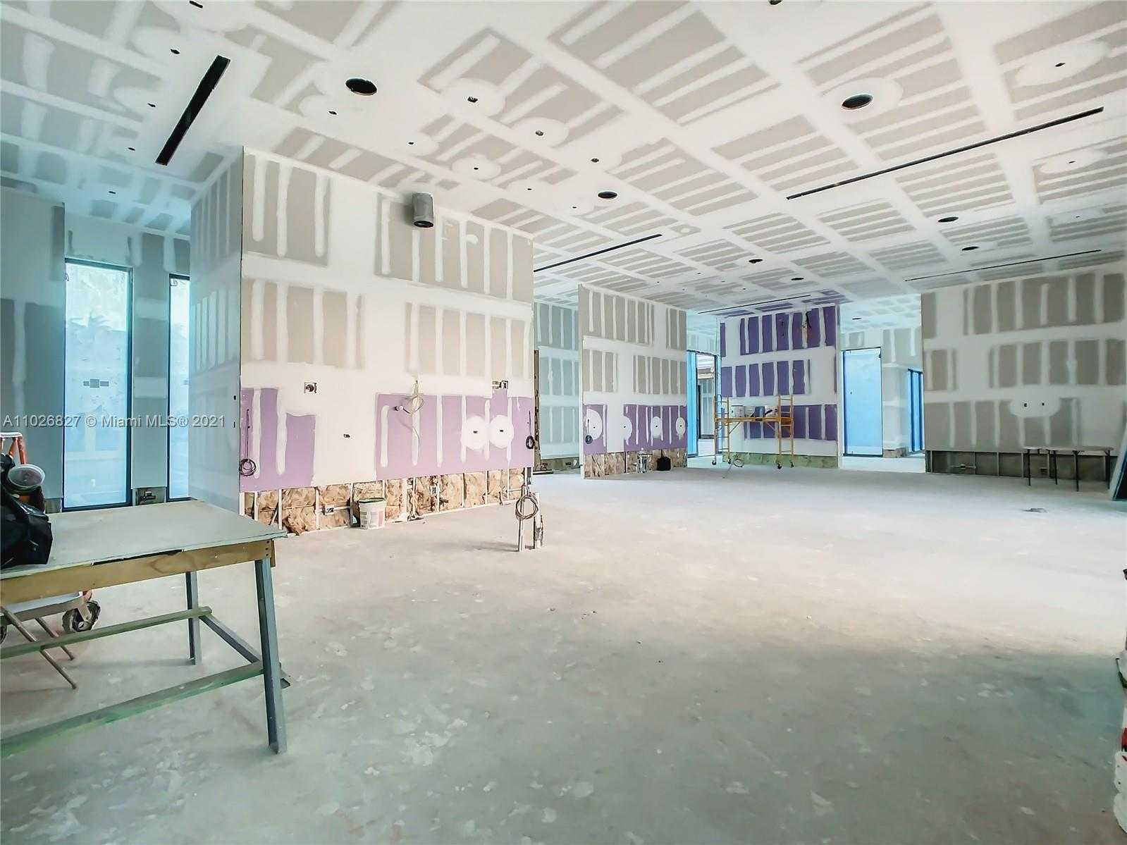 Small Image of 390 CASUARINA CONCOURSE, Coral Gables Number 17