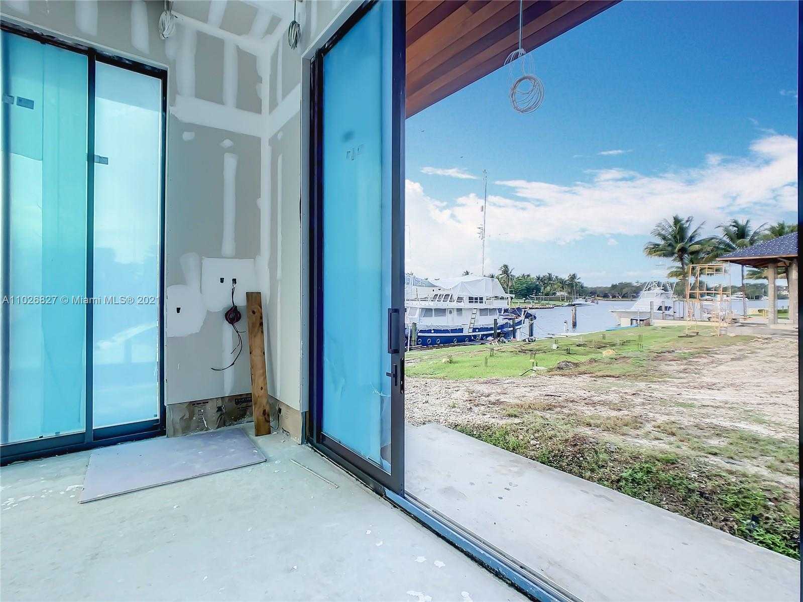 Small Image of 390 CASUARINA CONCOURSE, Coral Gables Number 21