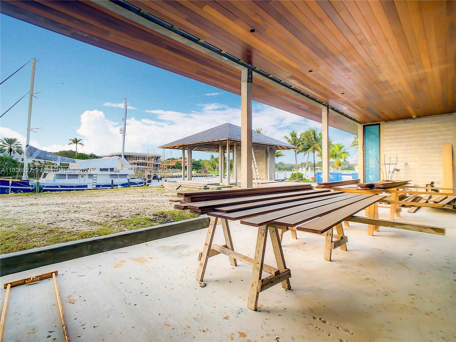 Small Image of 390 CASUARINA CONCOURSE, Coral Gables Number 23