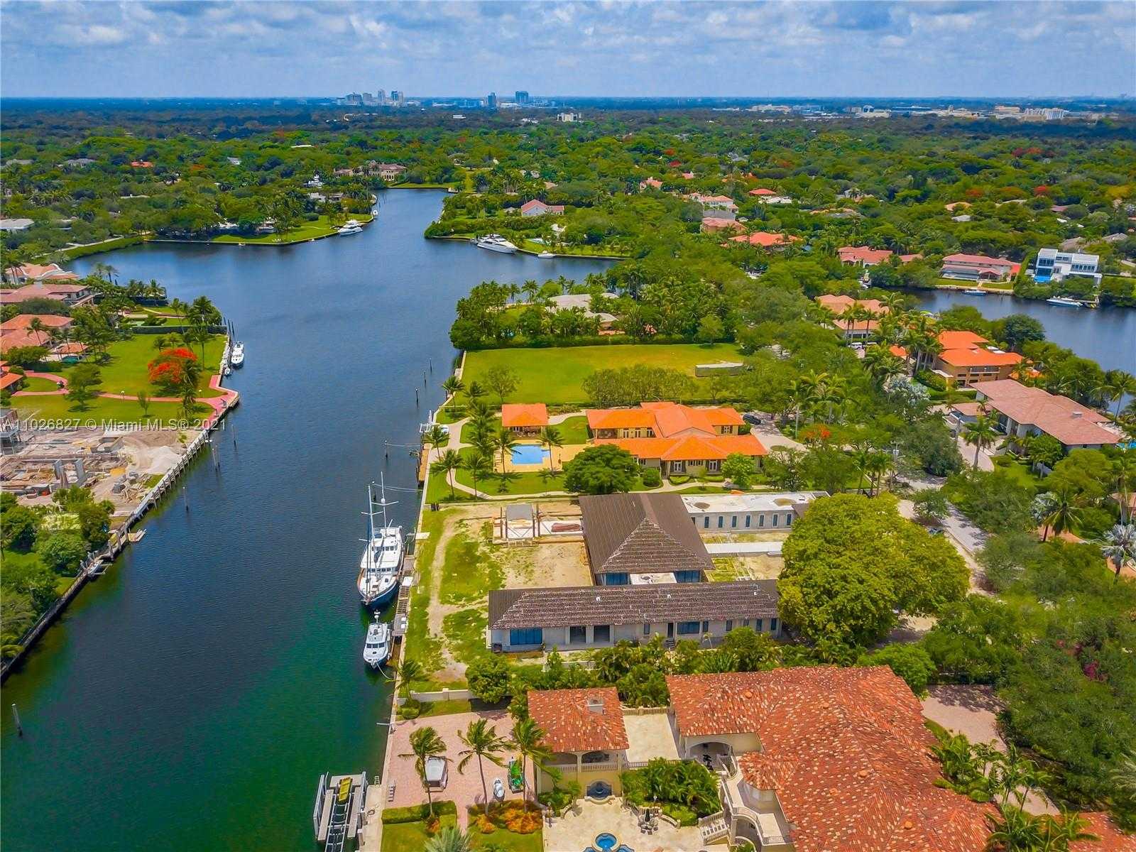 Small Image of 390 CASUARINA CONCOURSE, Coral Gables Number 6