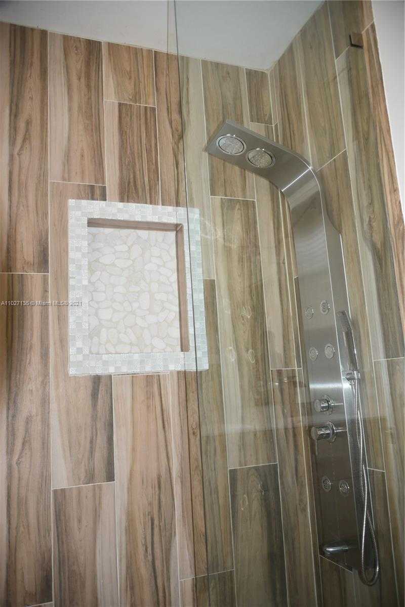 Small Image of 15545 SOUTH WEST 41ST TER, Miami Number 11