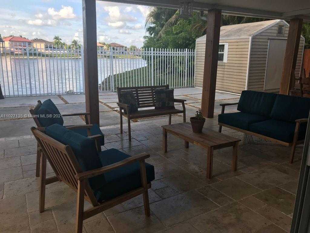Small Image of 15545 SOUTH WEST 41ST TER, Miami Number 25