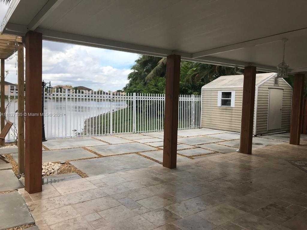 Small Image of 15545 SOUTH WEST 41ST TER, Miami Number 6