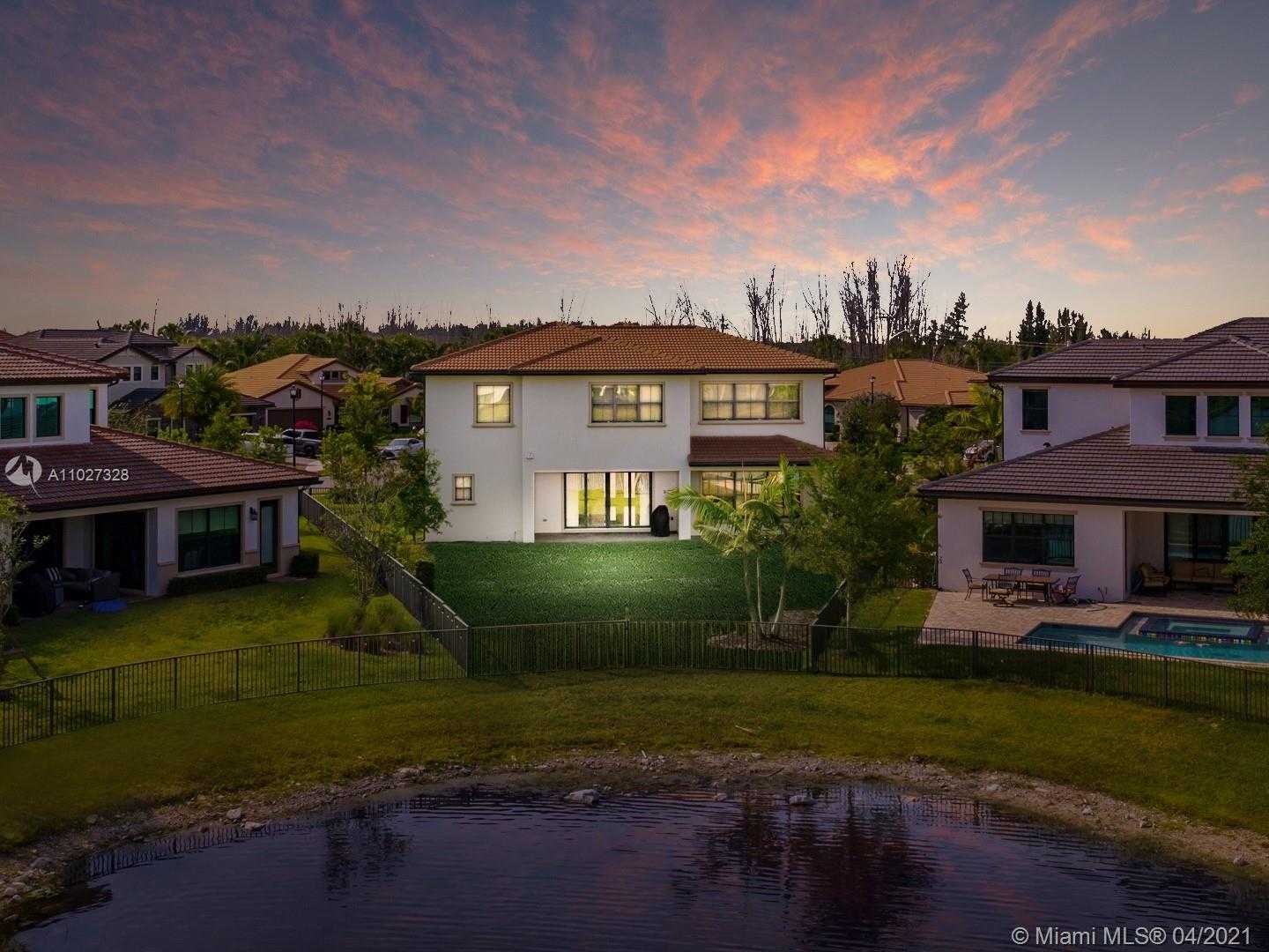 Small Image of 9378 WEST MERIDIAN DR W, Parkland Number 12