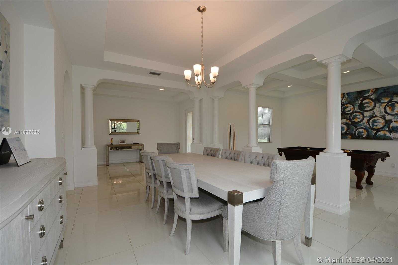 Small Image of 9378 WEST MERIDIAN DR W, Parkland Number 16