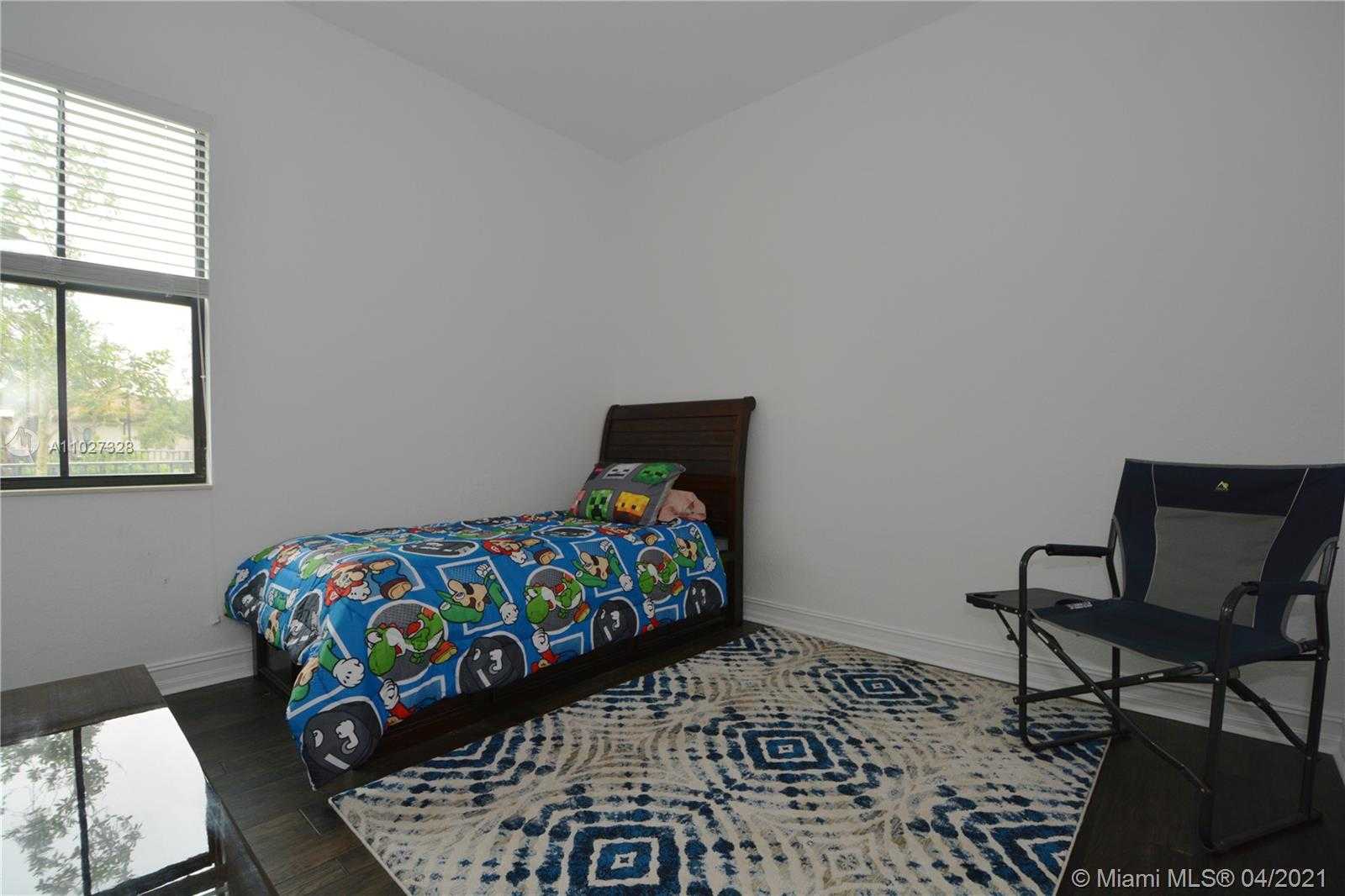Small Image of 9378 WEST MERIDIAN DR W, Parkland Number 37
