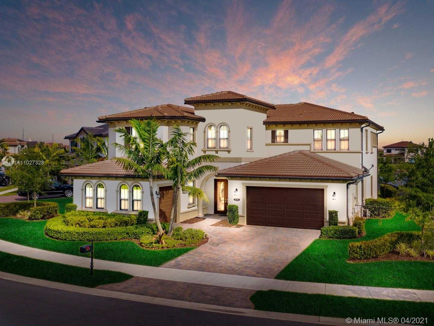 Small Image of 9378 WEST MERIDIAN DR W, Parkland Number 4