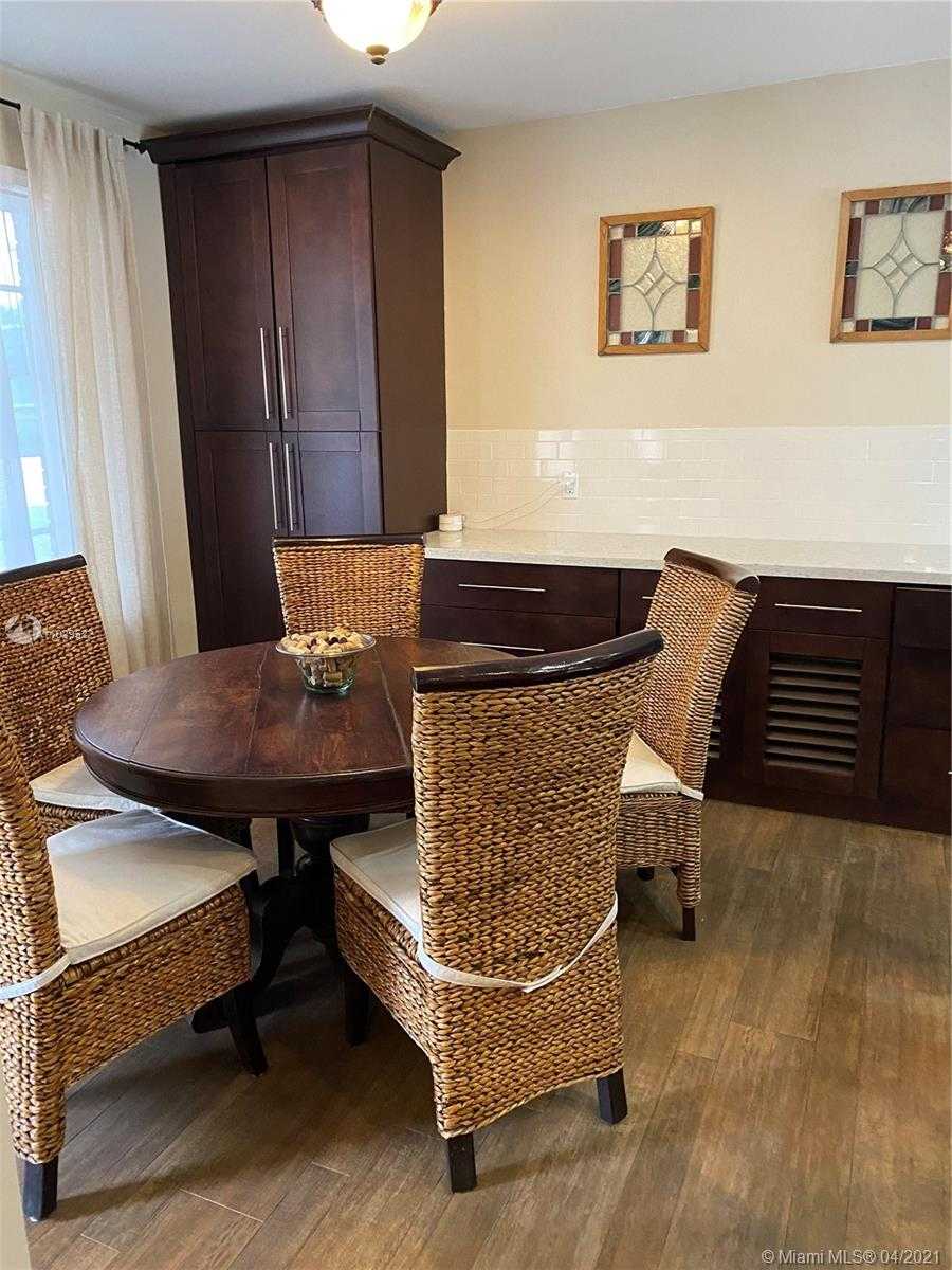 Small Image of 14401 SOUTH WEST 82 AVE, Palmetto Bay Number 11