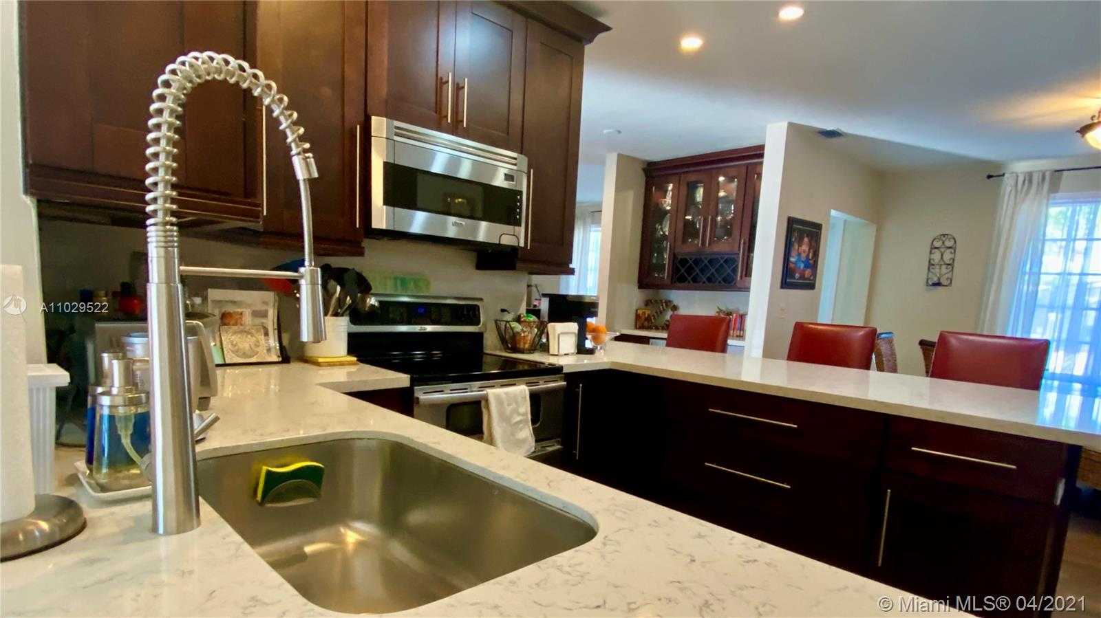 Small Image of 14401 SOUTH WEST 82 AVE, Palmetto Bay Number 13