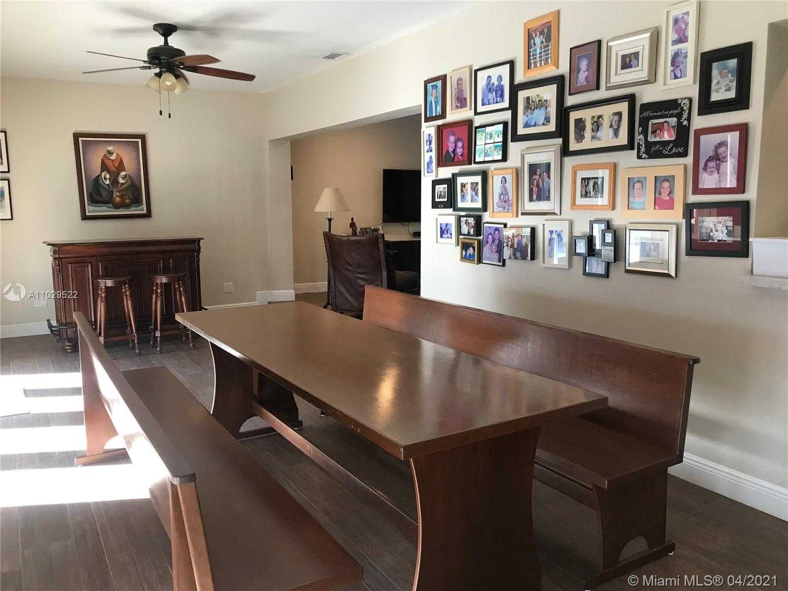 Small Image of 14401 SOUTH WEST 82 AVE, Palmetto Bay Number 17