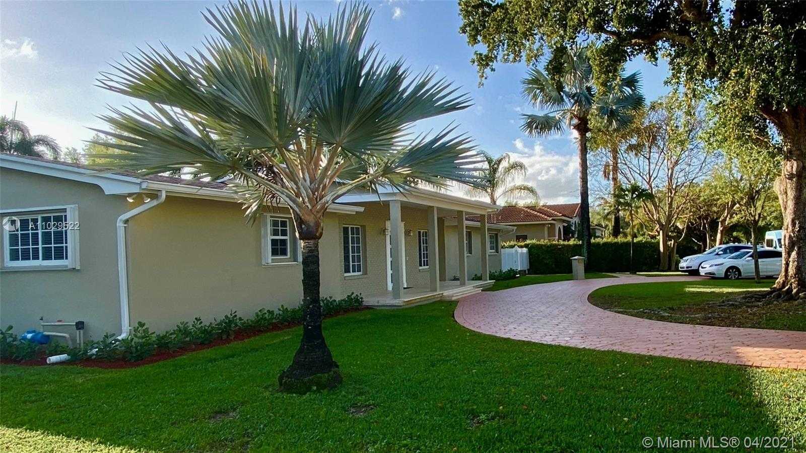 Small Image of 14401 SOUTH WEST 82 AVE, Palmetto Bay Number 2