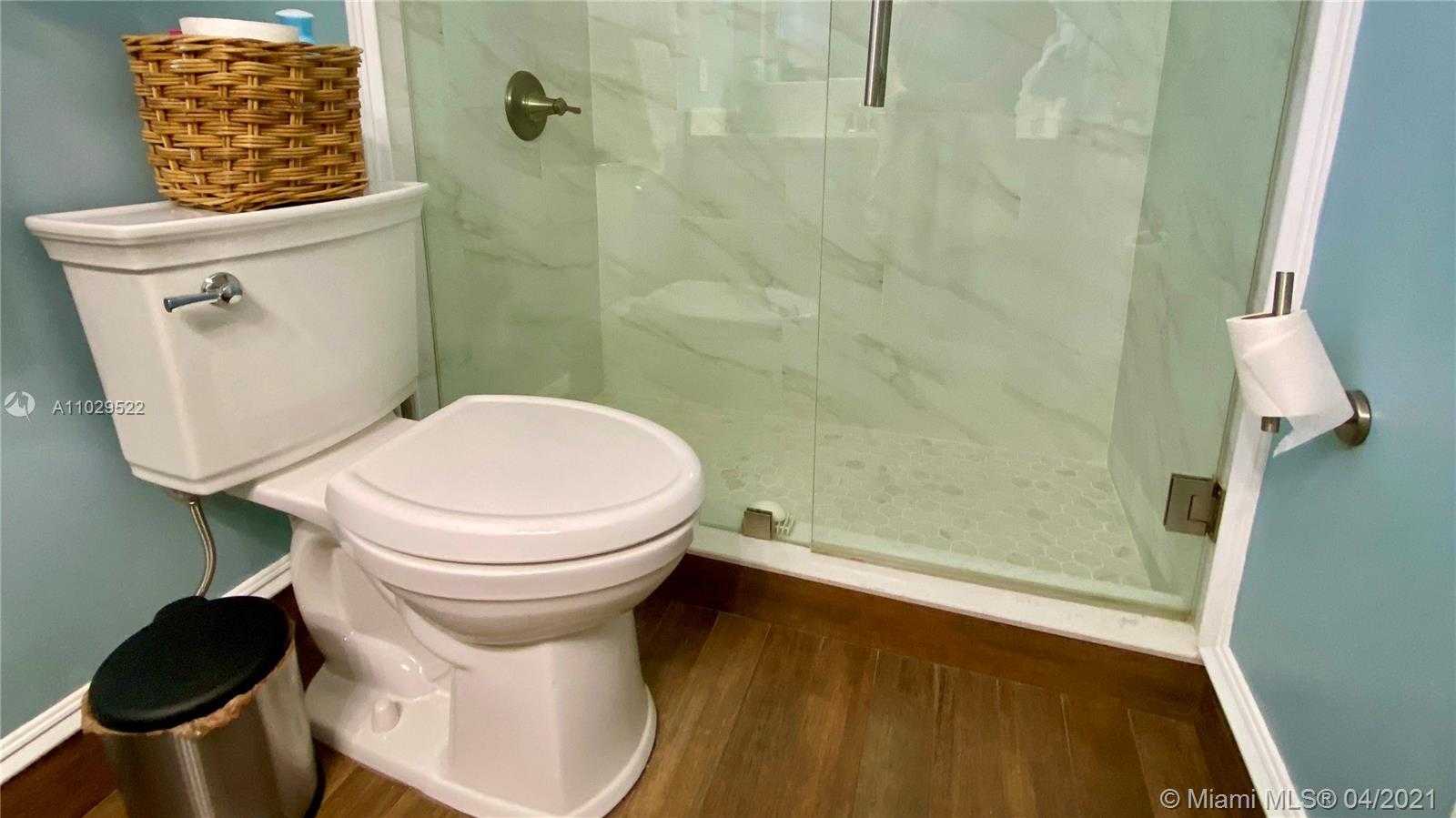 Small Image of 14401 SOUTH WEST 82 AVE, Palmetto Bay Number 26