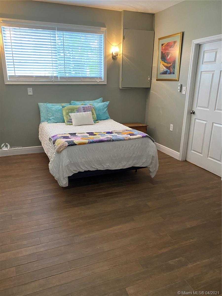 Small Image of 14401 SOUTH WEST 82 AVE, Palmetto Bay Number 29