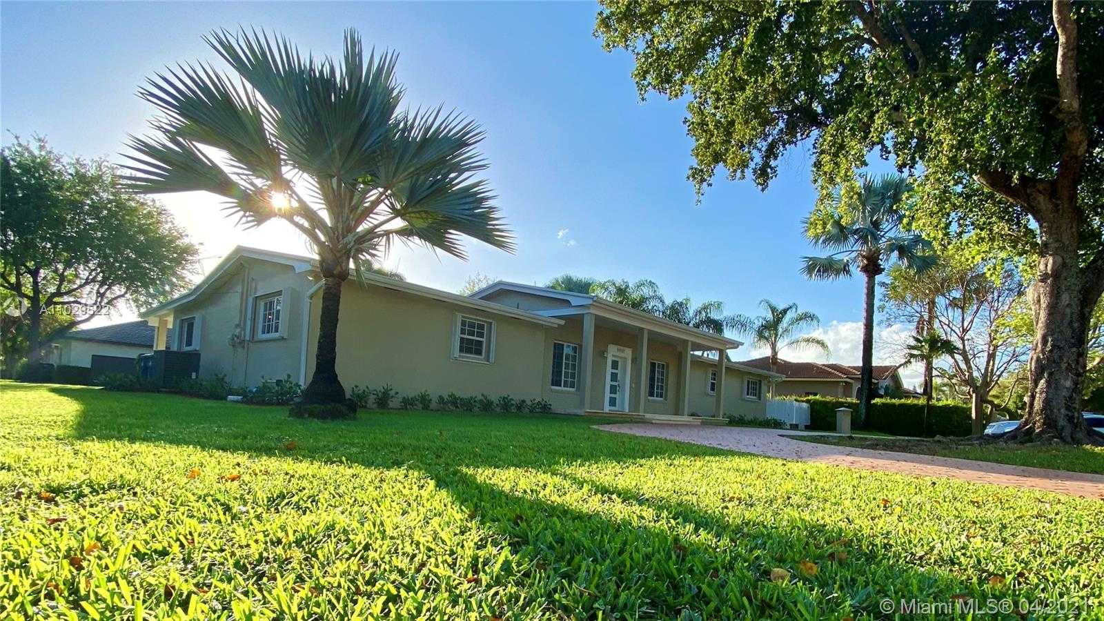 Small Image of 14401 SOUTH WEST 82 AVE, Palmetto Bay Number 4