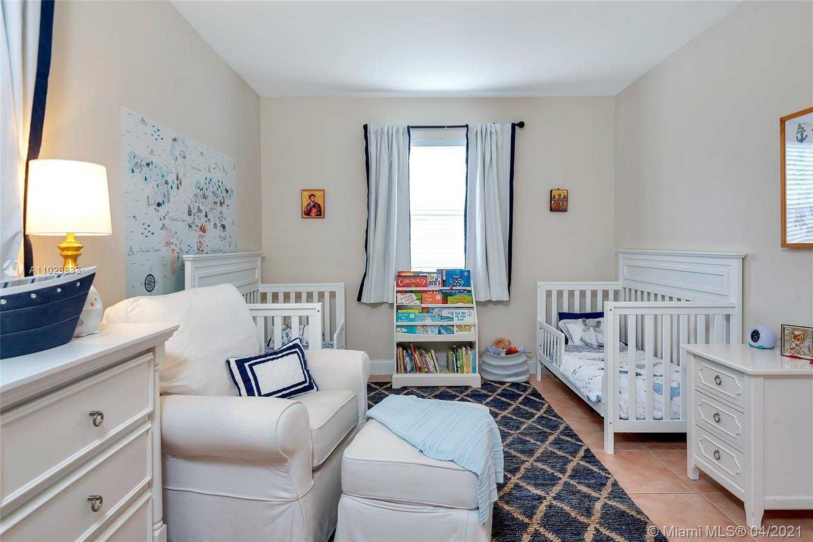 Small Image of 4140 SOUTH WEST 60TH CT, Miami Number 17