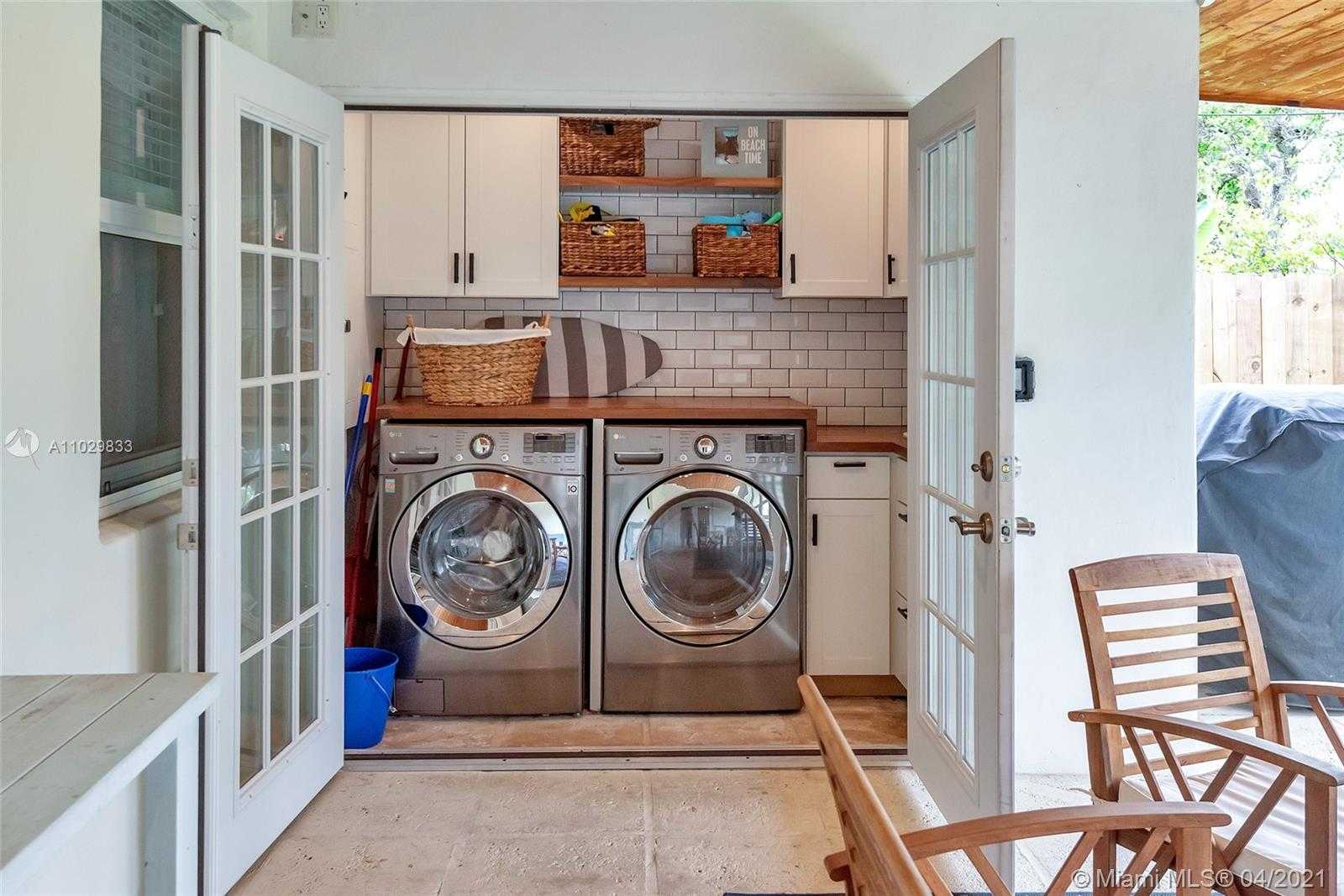 Small Image of 4140 SOUTH WEST 60TH CT, Miami Number 23