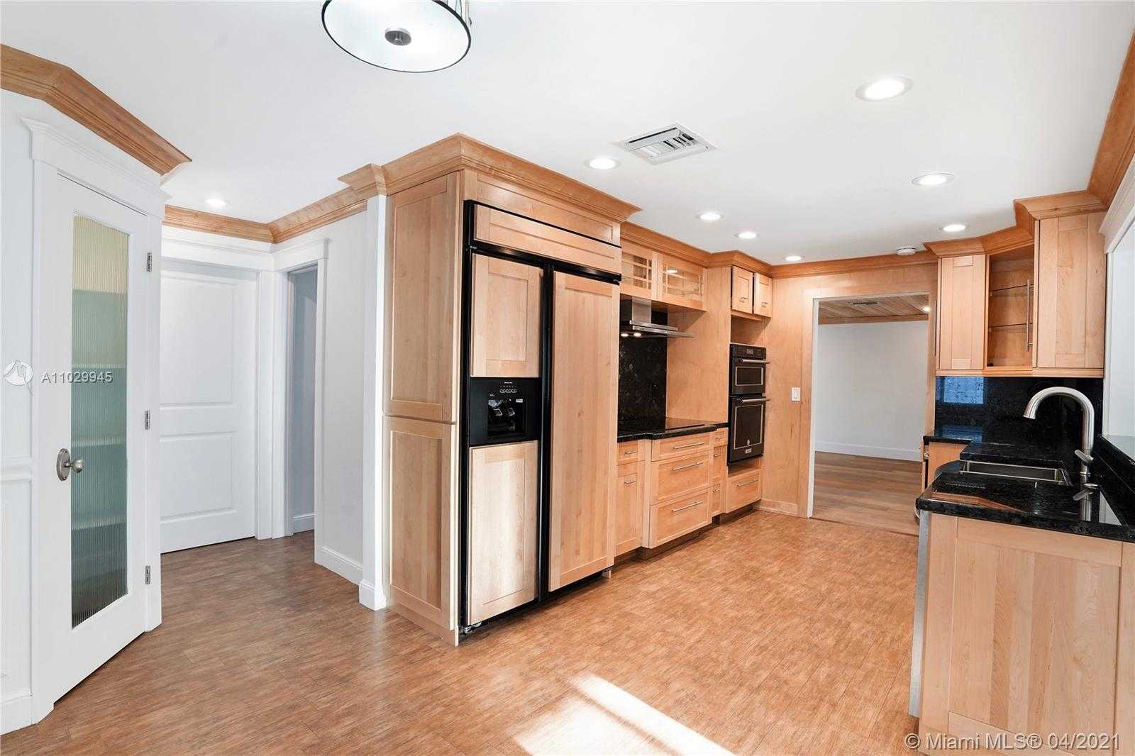 Small Image of 4481 SOUTH WEST 38TH TER, Dania Beach Number 10